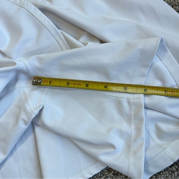 Old Navy White High Rise Pleated‎ Tennis Skort with Pocket, Size Medium - Picture 5 of 8